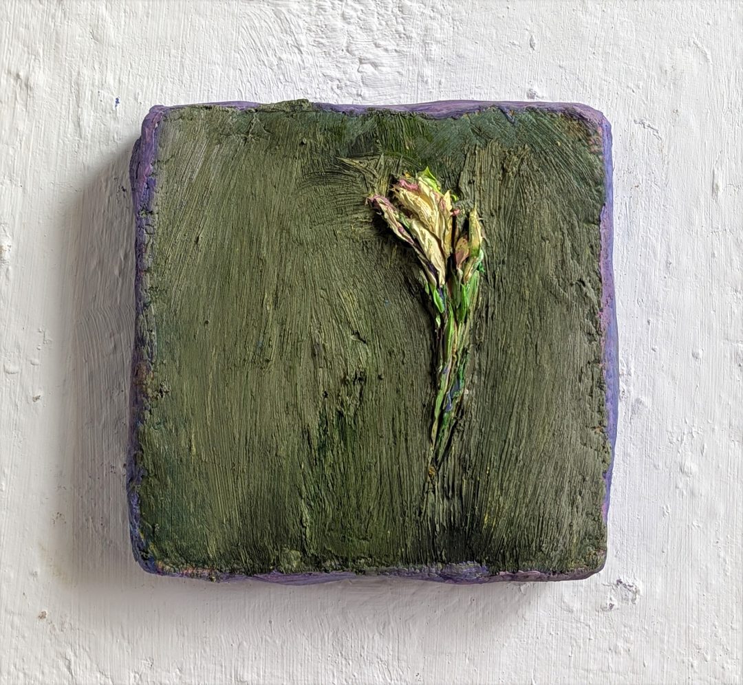 -anne-manoli-stratas-bloom-peinture-fleur-2025-huile-cire-sur-toile-21cmx21cmx4cm