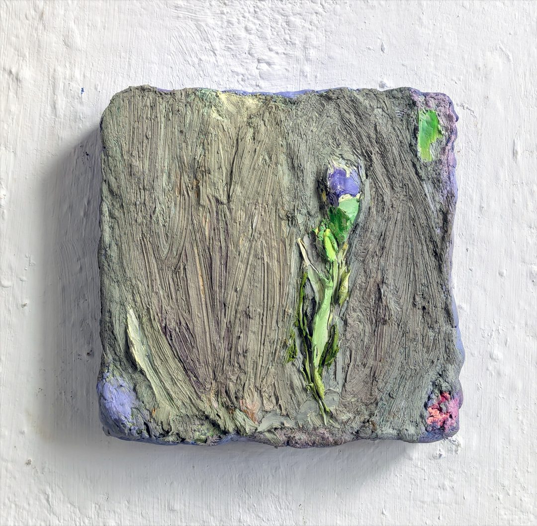 -anne-manoli-stratas-bloom-peinture-fleur-2025-huile-cire-sur-toile-22cmx22cmx4cm