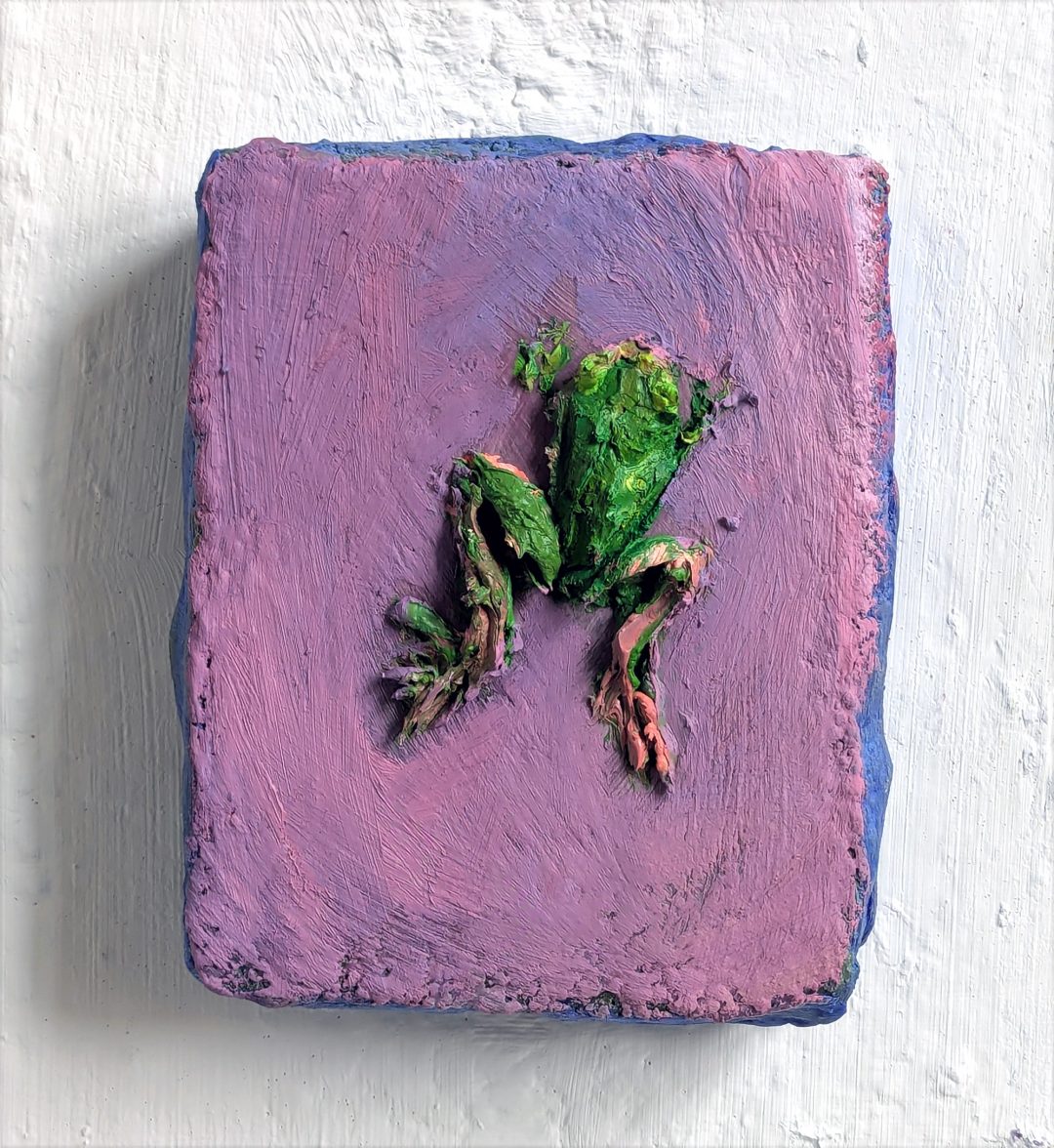 -anne-manoli-peinture-grenouille-2025-huile-cire-sur-toile-19cmx15cmx4cm